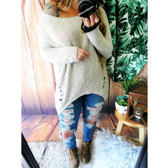 Express Sweaters - NWOT | Pumpkin patch ready sweater 🌿